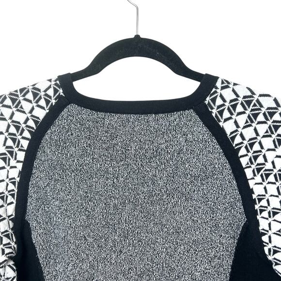 Title Nine Assassin Wool Blend Full Zip Knit Sweater Tunic Black Gray Size Small - Picture 12 of 13